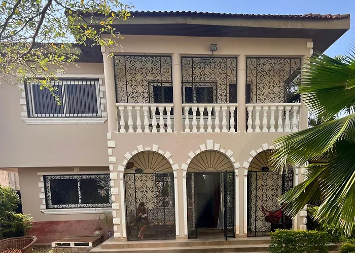 Akogo House - BnB , Hostel, Backpackers&Volunteer Center