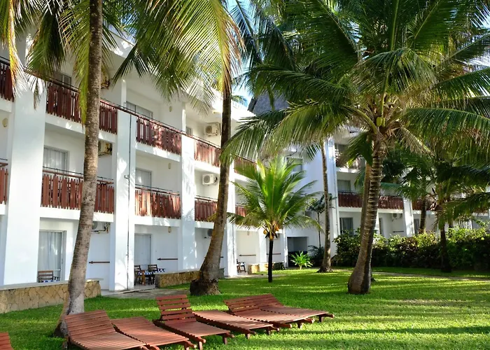 Voyager Beach Resort