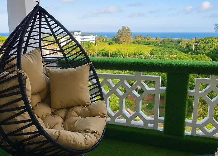 Nova Stays 1-Bedroom Apartment With Private Pool & Uninterrupted Seaview